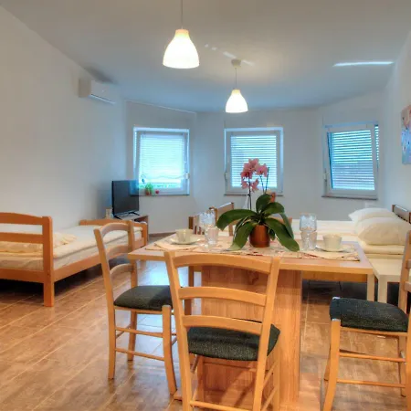 Matko Apartment Zadar