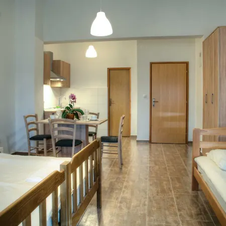 Matko Apartment *