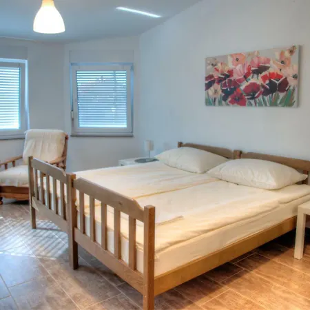 Matko Apartment *